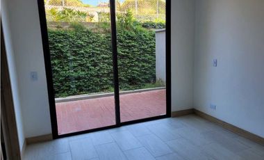 Venta de Apartamento ubicado en el Retiro en Unidad Cerrada