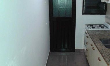 EXCELENTE DÚPLEX 3 AMBIENTES- VENTA URGENTE