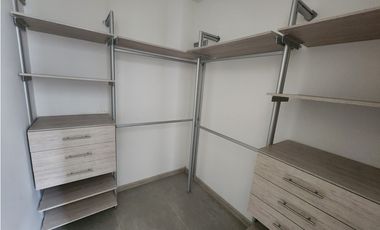 CASA EN VENTA Y ALQUILER EN ALTOS DE LOS ROSALES