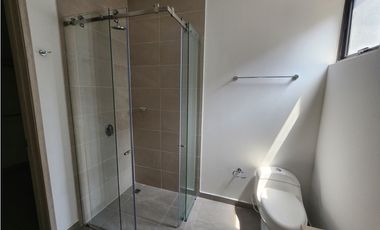 CASA EN VENTA Y ALQUILER EN ALTOS DE LOS ROSALES