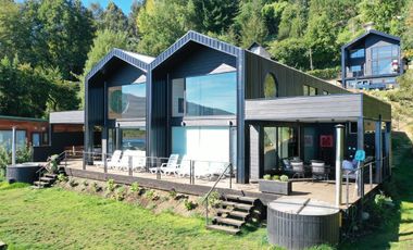Increíbles casas Twins Borde Lago