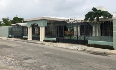 Residencia de lujo en Mérida con alberca