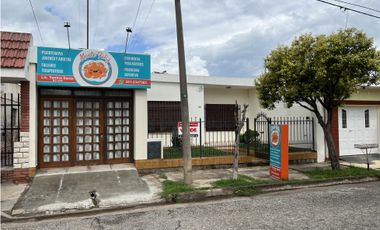 Casa en Venta En Barrio Escuela de Río Tercero