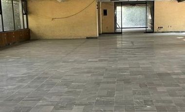Venta de Nave industrial con construcción para oficinas en Teoloyucan, EdoMex.