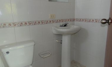 apartamento en arriendo en la troncal. Cod A91480