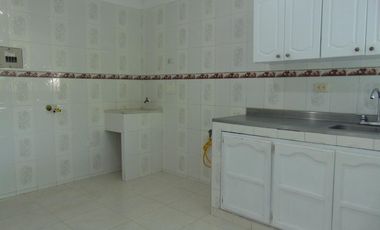 apartamento en arriendo en la troncal. Cod A91480