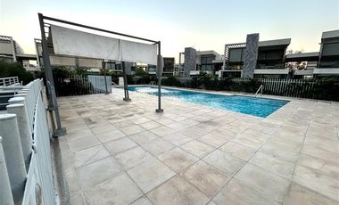 EN VENTA EXCLUSIVO LOFT TIPO TOWNHOUSE EN CHICUREO