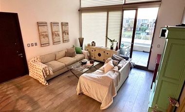 EN VENTA EXCLUSIVO LOFT TIPO TOWNHOUSE EN CHICUREO