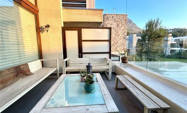 EN VENTA EXCLUSIVO LOFT TIPO TOWNHOUSE EN CHICUREO