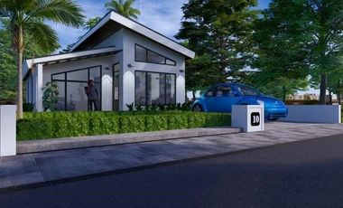 Rumah desain Kekinian dengan Halaman Luas di Manisrenggo