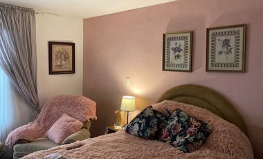 Casa con 2 Locales Comerciales en Venta en Guadalupe, en Zona Centro