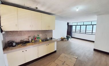 3 bedroom corner unit apartment for lease across Victory Pasay Mall and Libertad LRT Station