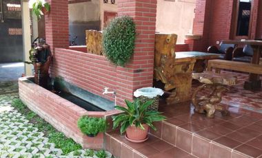 HOMESTAY LUAS DESAIN ETNIK MODERN JOGLO DI SEWON BANTUL