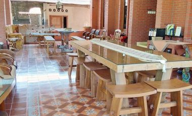 HOMESTAY LUAS DESAIN ETNIK MODERN JOGLO DI SEWON BANTUL