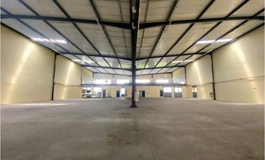 SE ALQUILA BODEGA EN TOCUMEN >>975mt2<<