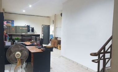 Rumah 3 Lt Siap Huni 13 Menit ke Mall Matahari Daan Mogot J-39811