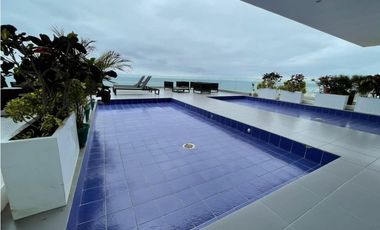 En renta departamento de lujo con  vista al mar Manta Ecuador.
