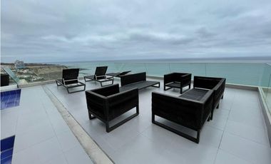 En renta departamento de lujo con  vista al mar Manta Ecuador.