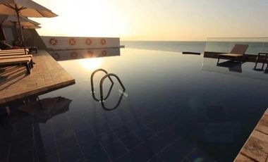 En renta departamento de lujo con  vista al mar Manta Ecuador.