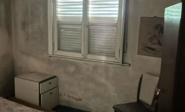 Casa en venta en Isidro Casanova