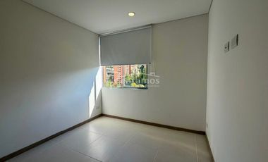 apartamento en arriendo en cumbres. Cod A776700