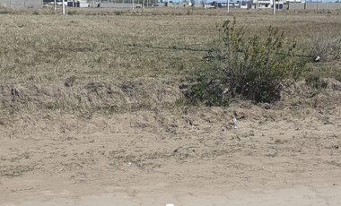 OPORTUNIDAD VENTA DE TERRENO EN BARRIO CASTELLI 2