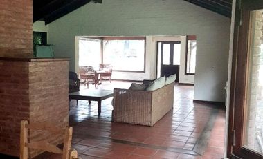 Casa en venta en Las Praderas de Lujan