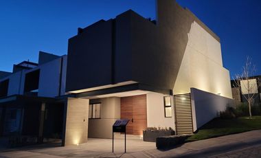 VENTA DE CASA EN NUEVO REFUGIO, QUERETARO