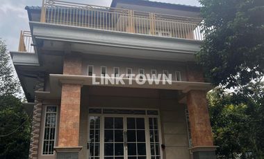 Villa Halaman Luas Free Gazebo dan Furniture di Purwodadi Pasuruan