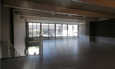 Local Dúplex  en Arriendo en Medellin Sector Calasanz