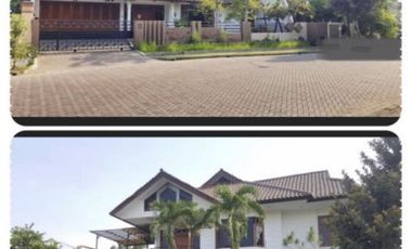 Rumah mewah premium di taman satelit darmo Surabaya