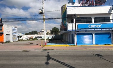 RENTA DE 580 M2 DE LOCALES COMERCIALES Y OFICINAS EN TECÁMAC, EDO. MÉX.