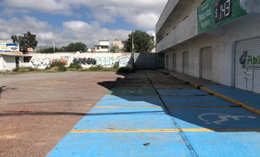 RENTA DE 580 M2 DE LOCALES COMERCIALES Y OFICINAS EN TECÁMAC, EDO. MÉX.