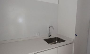 Departamento en venta de 3 dormitorios c/ cochera en Ramos Mejía