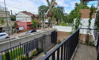 Departamento en venta de 3 dormitorios c/ cochera en Ramos Mejía