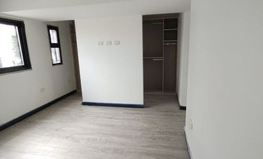 Departamento en venta de 3 dormitorios c/ cochera en Ramos Mejía