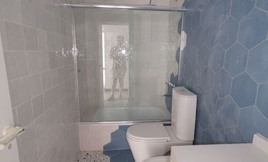 Departamento en venta de 3 dormitorios c/ cochera en Ramos Mejía