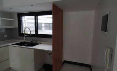 Departamento en venta de 3 dormitorios c/ cochera en Ramos Mejía