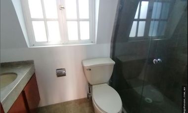 Casa con amplio terreno en venta en Bosques de las Lomas