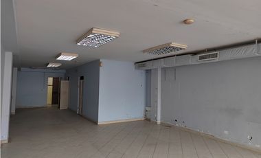 Local En Venta En Parque Lefevre Ave. Ernesto T. Lefevre