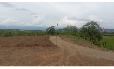 SE VENDEN EXCELENTES LOTES EN COMBIA CERCA  AL MALL DE COMIDAS