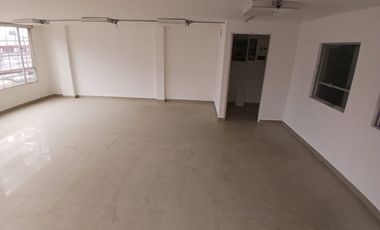 local en arriendo en el toberín. Cod A119536