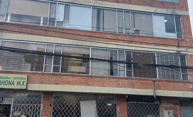 local en arriendo en el toberín. Cod A119536