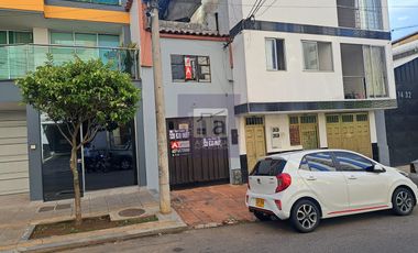 COD. 5863 - SE ARRIENDA CASA - BARRIO: SAN FRANCISCO