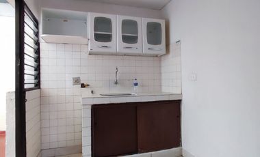 casa en venta en ciudad jardin. Cod V29775