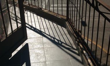 Se Vende PH de 3/4 Ambientes en Villa Adelina en Planta Alta. OPORTUNIDAD