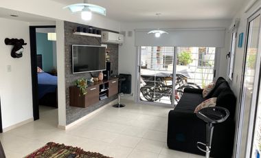 MUY LINDO DEPTO 2 AMB EN PB