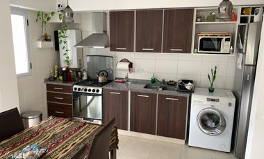 MUY LINDO DEPTO 2 AMB EN PB