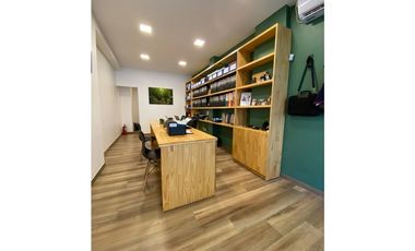 Local en venta. Zona Plaza Colon.