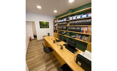 Local en venta. Zona Plaza Colon.